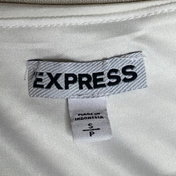 EXPRESS Elegant White Sleeveless Top - Picture 7 of 7